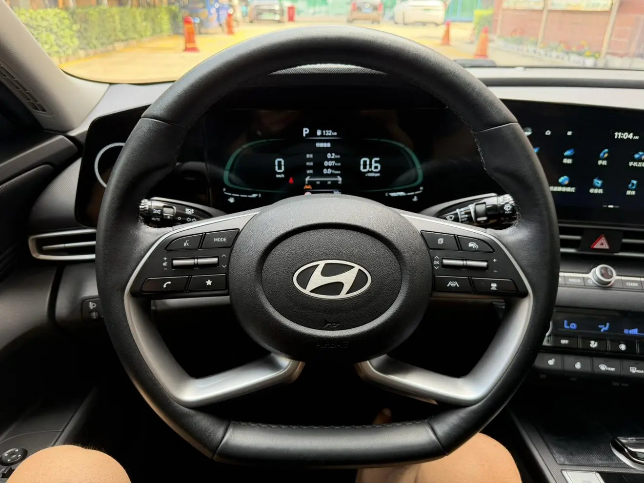 Hyundai 2023 1.5L CVT LUX Premium