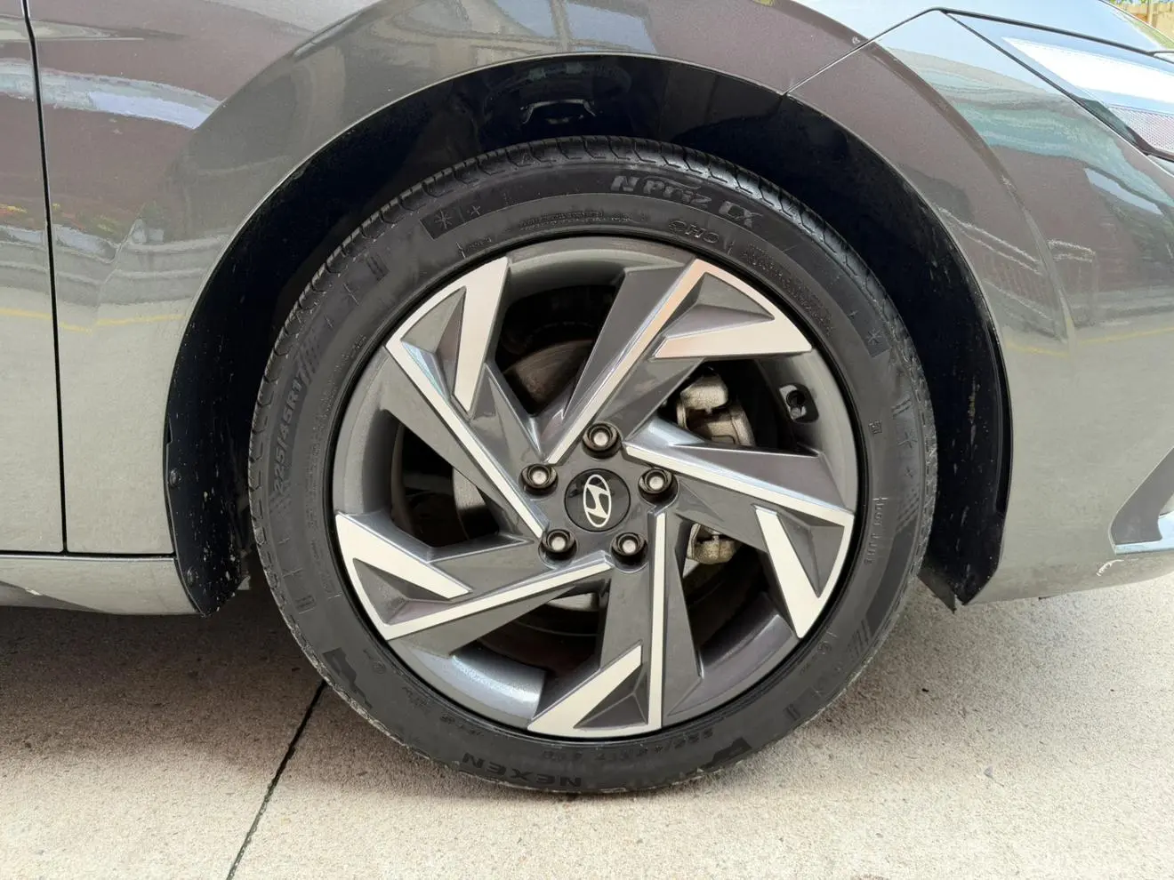 Hyundai 2023 1.5L CVT LUX Premium