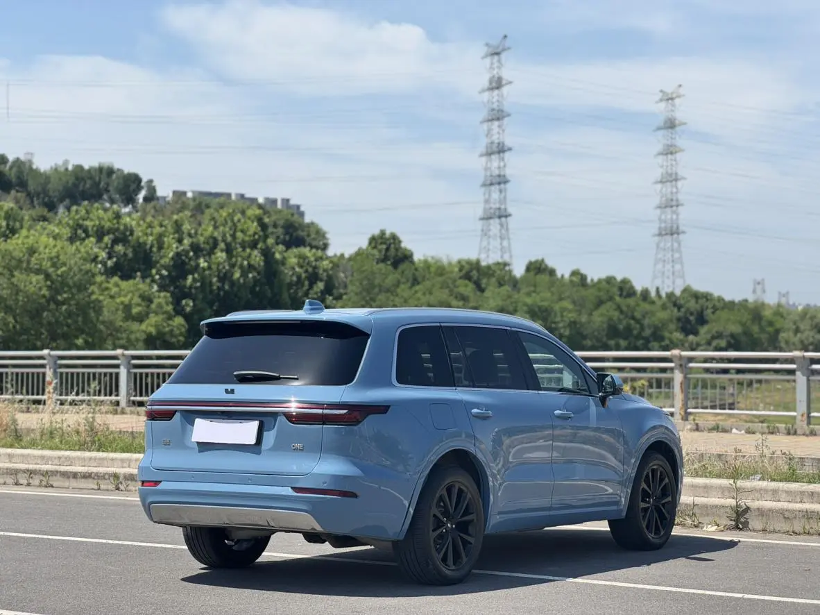 Li Auto ONE 2021 EREV 6 seat