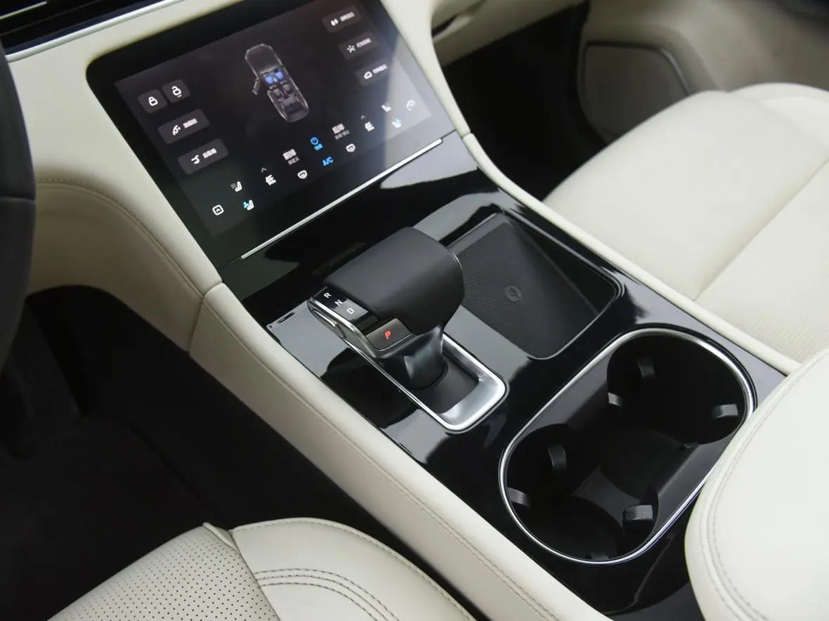 Li Auto ONE 2021 EREV 6 seat