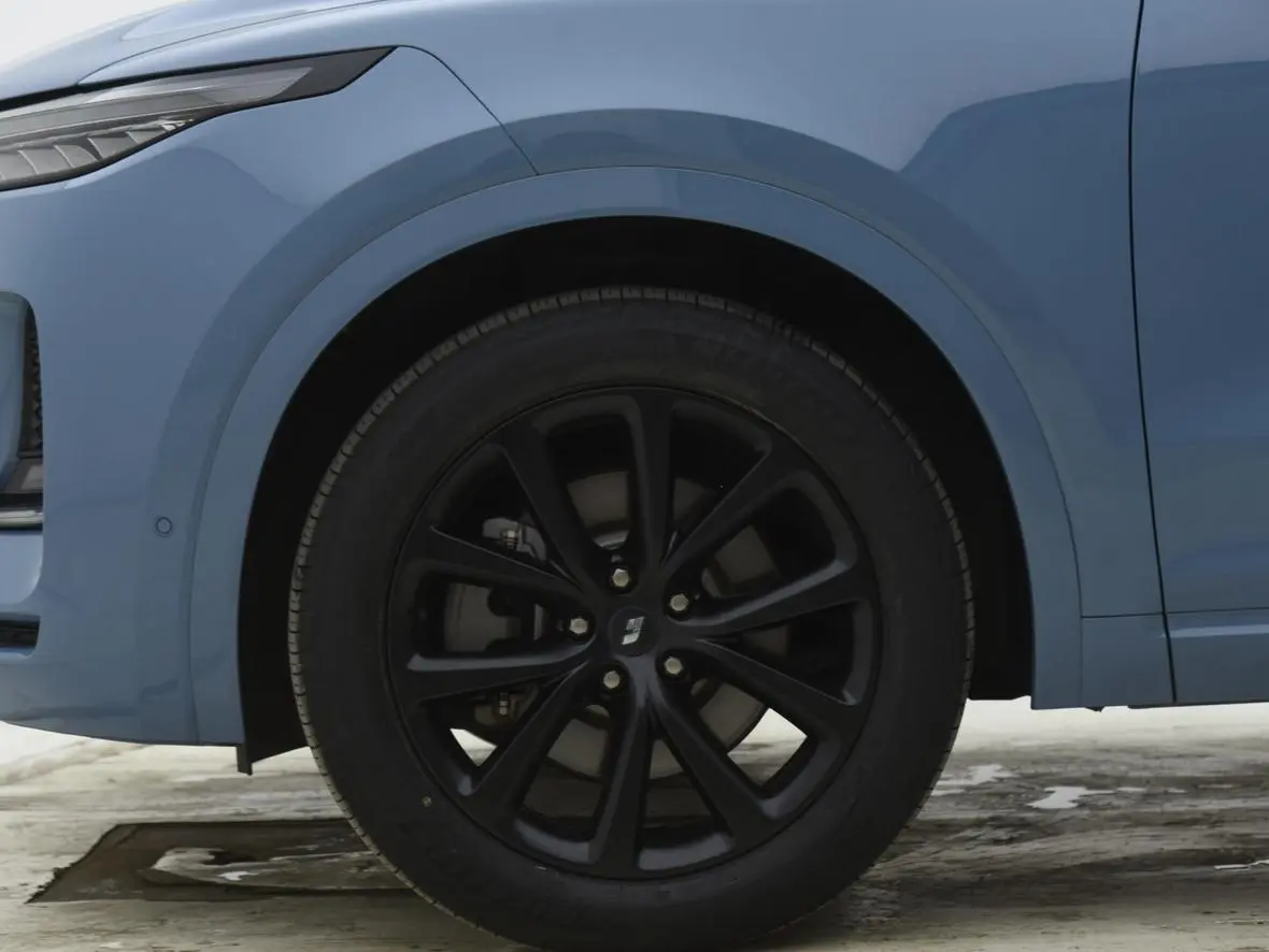 Li Auto ONE 2021 EREV 6 seat