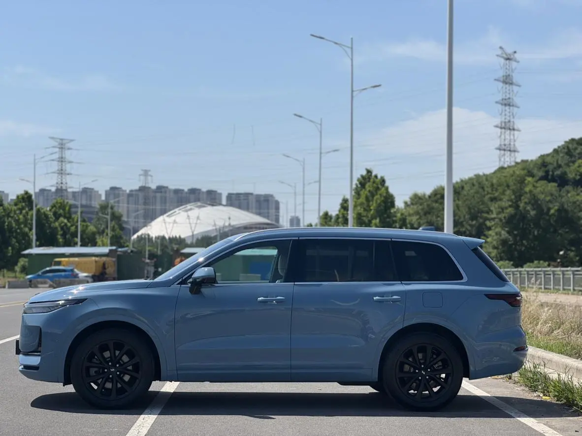 Li Auto ONE 2021 EREV 6 seat