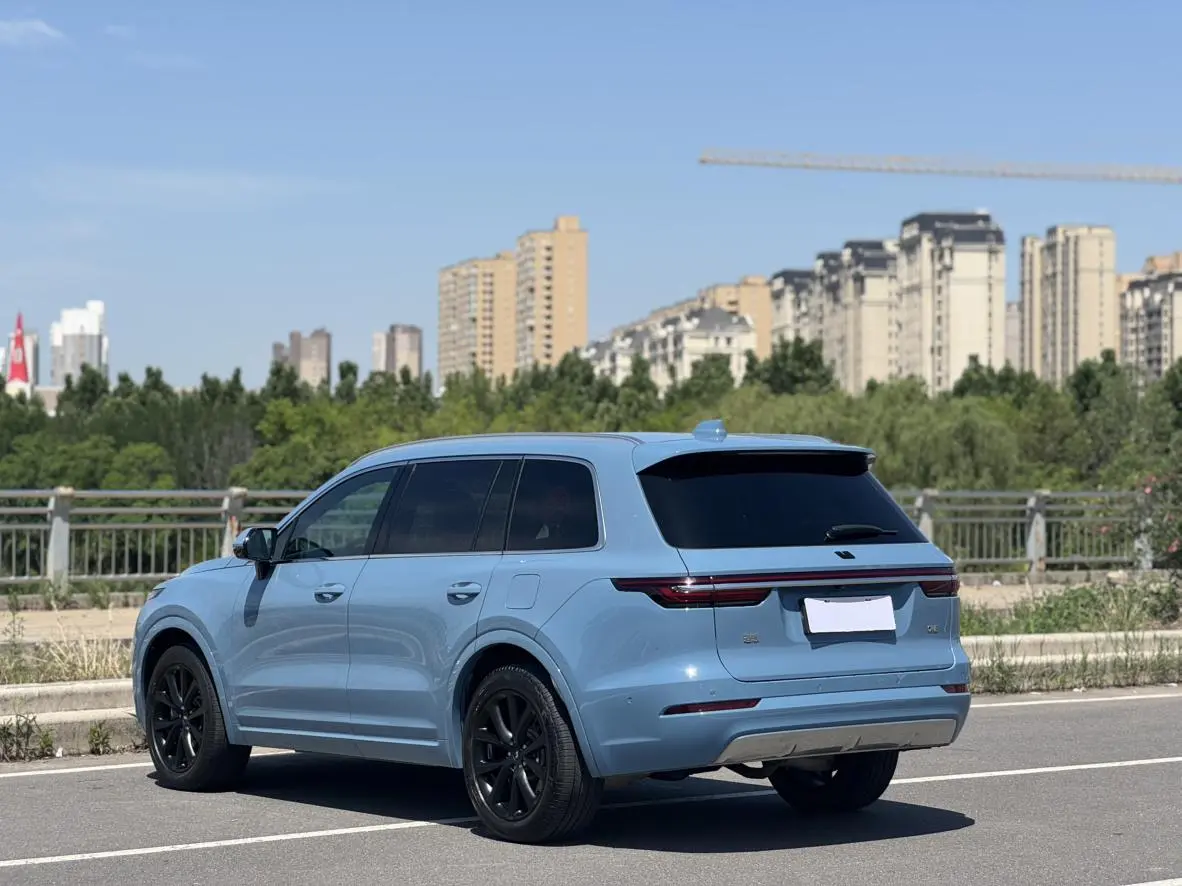 Li Auto ONE 2021 EREV 6 seat
