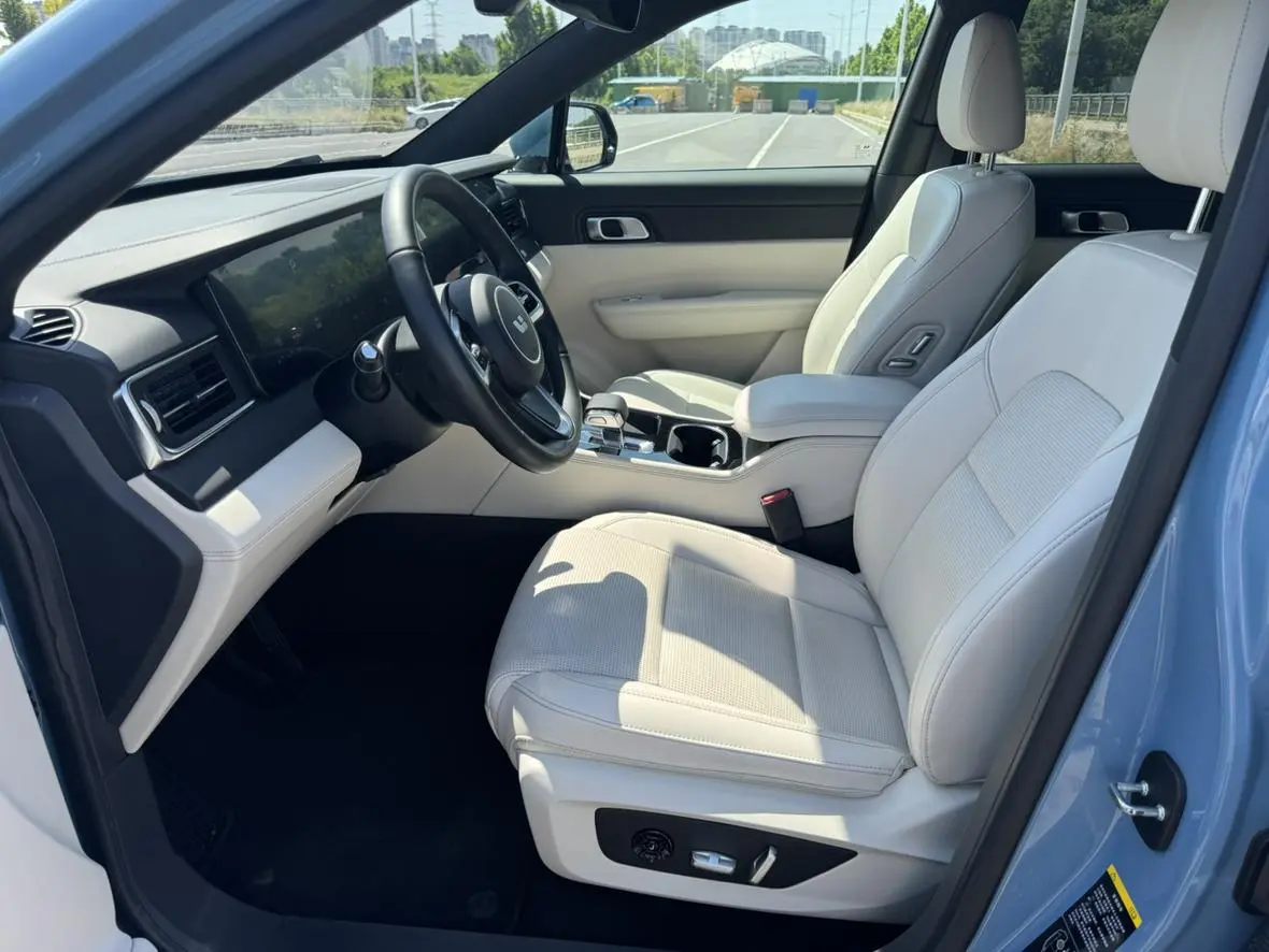 Li Auto ONE 2021 EREV 6 seat