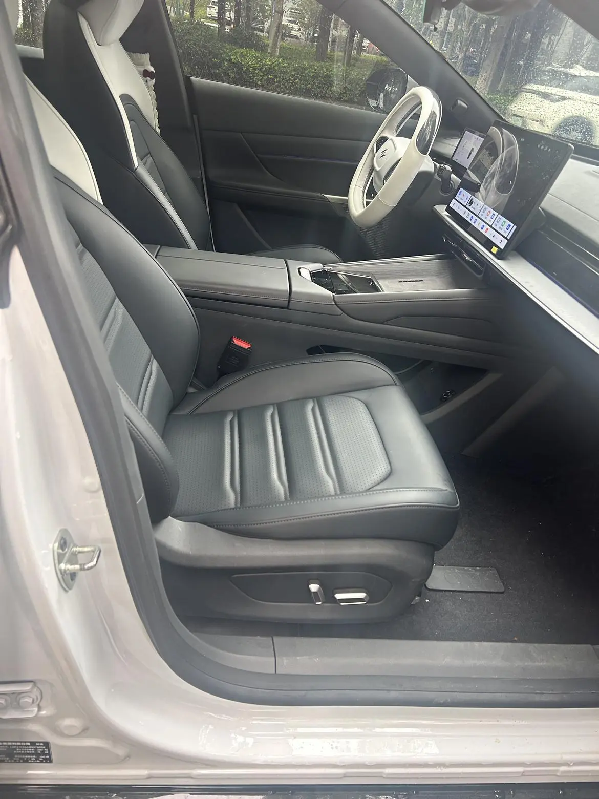 Dongfeng 007 2024 EREV 200