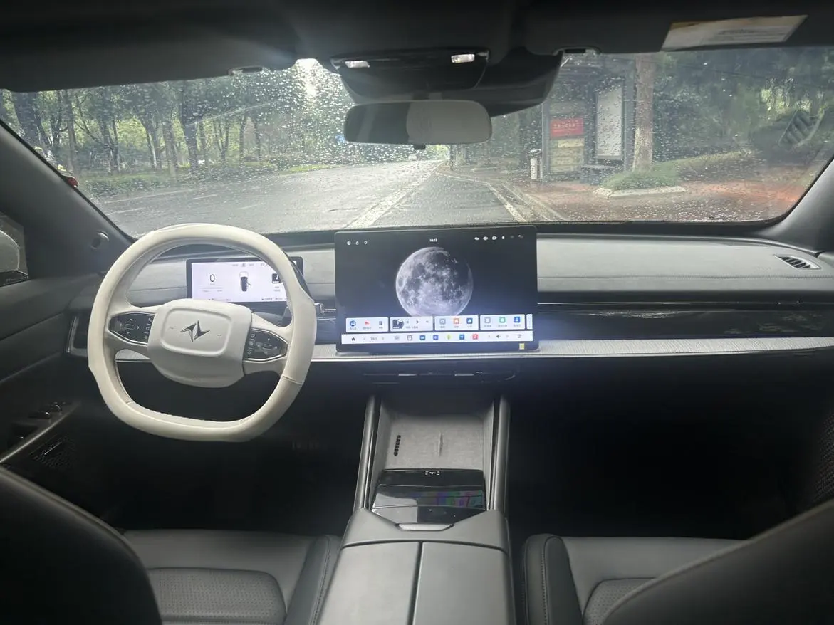 Dongfeng 007 2024 EREV 200