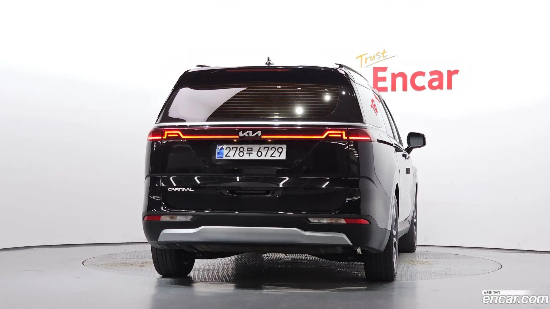 Kia Canival Gasoline 9-Seater Prestige 2020