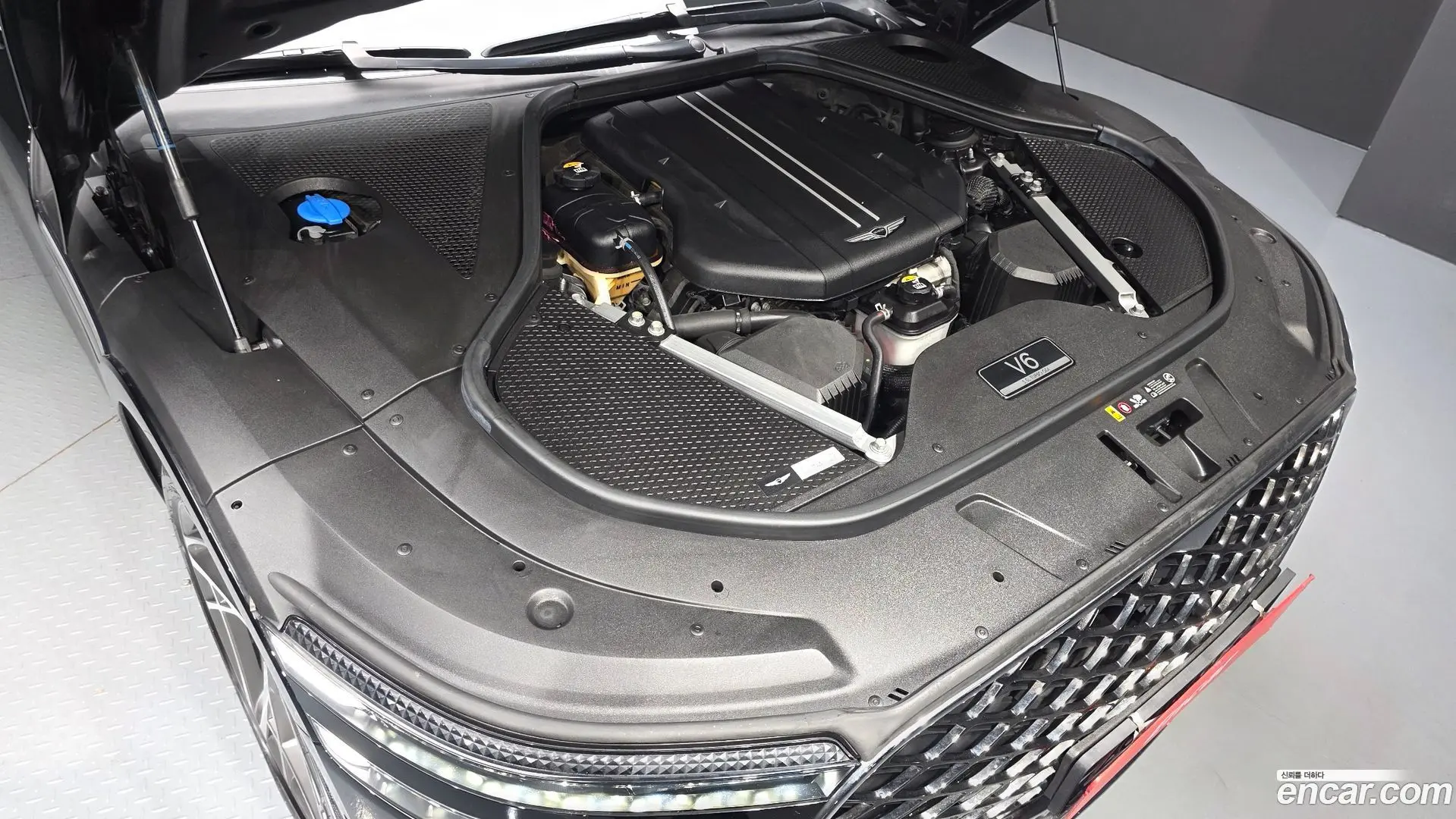 Genesis G90 Gasoline 3.5 Turbo AWD 2021