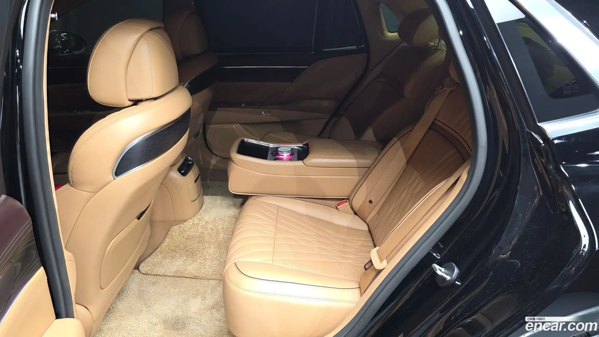 Genesis G90 Gasoline 3.5 Turbo AWD 2021