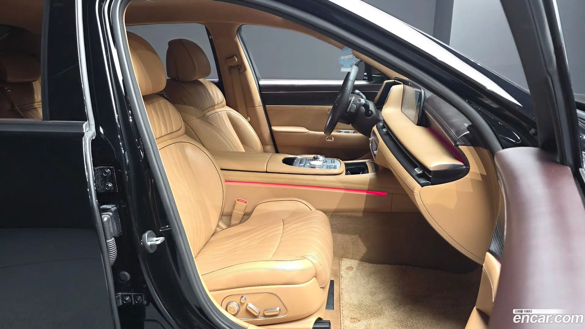 Genesis G90 Gasoline 3.5 Turbo AWD 2021