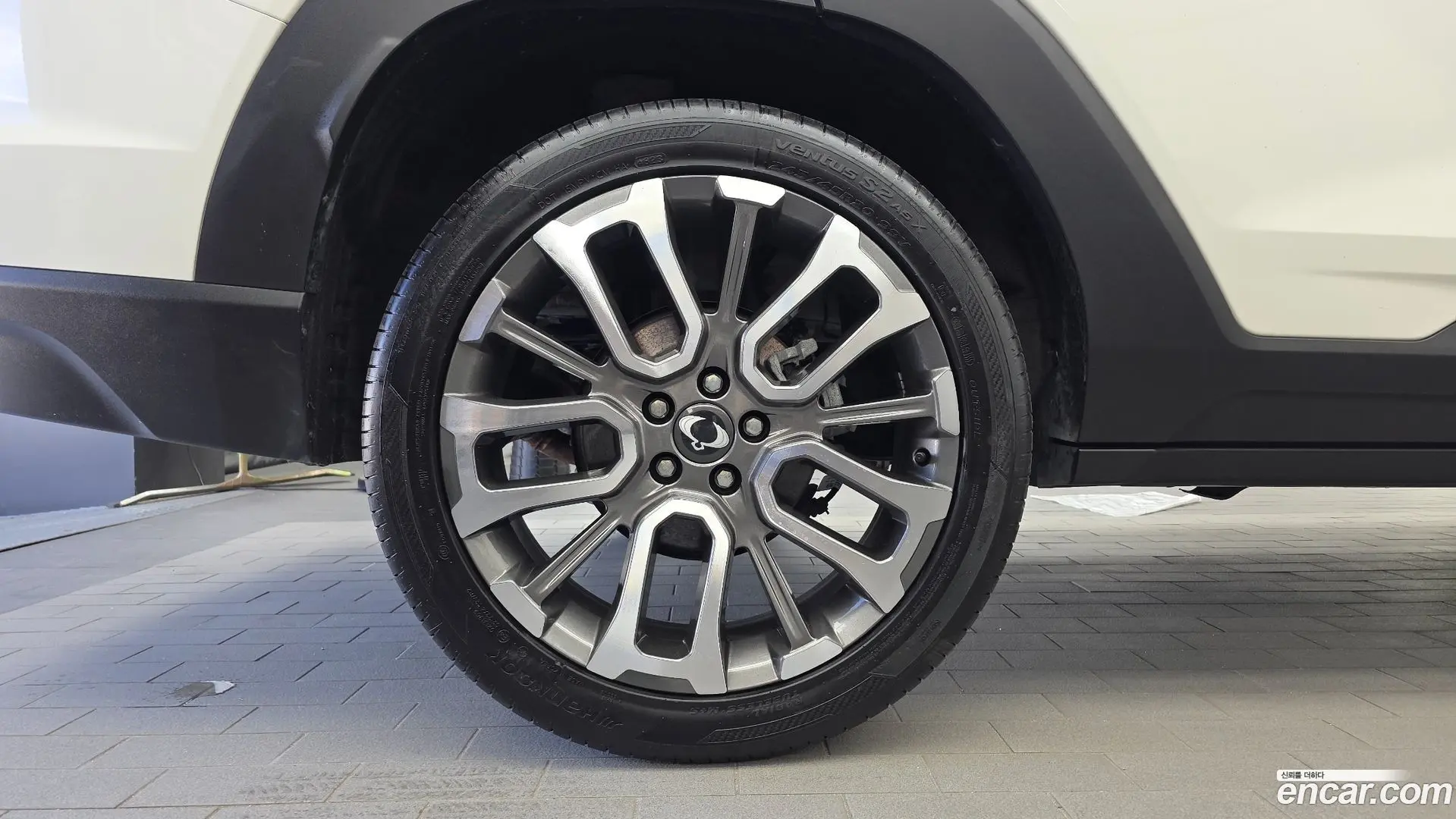 KG Mobility Torres Gasoline 1.5 2WD