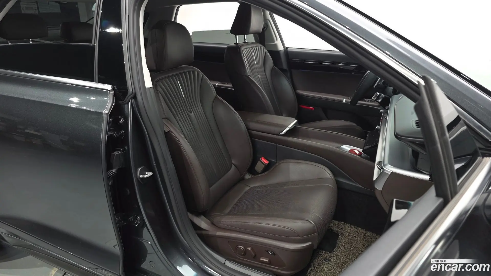Hyundai Grandeur 2,5 Gasoline 2WD