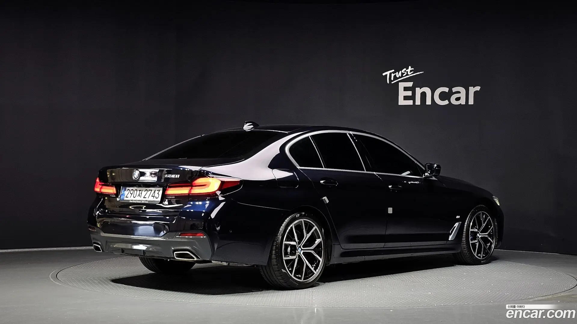 BMW 5-Series 530i M Sport Package 2020