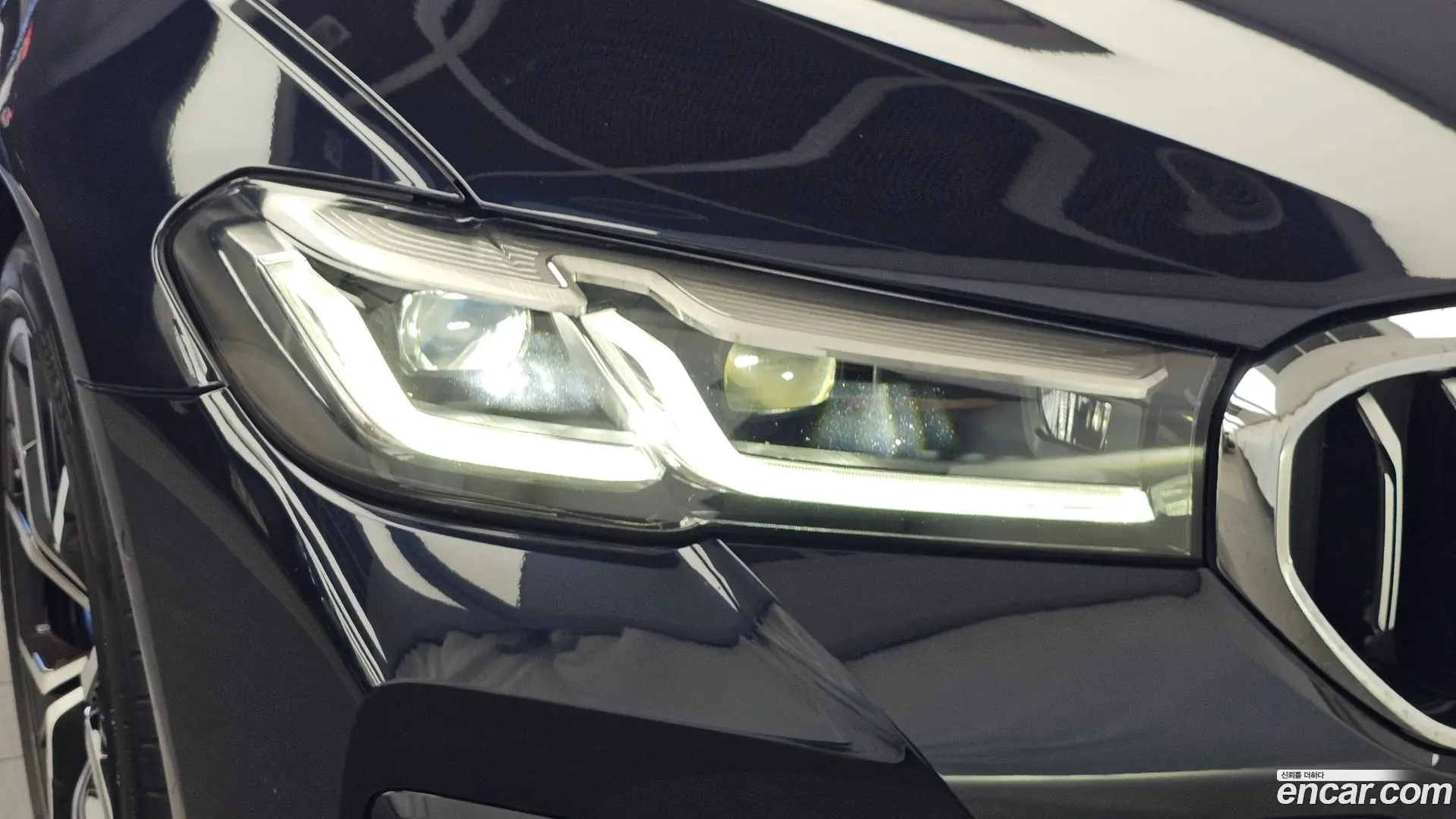 BMW 5-Series 530i M Sport Package 2020