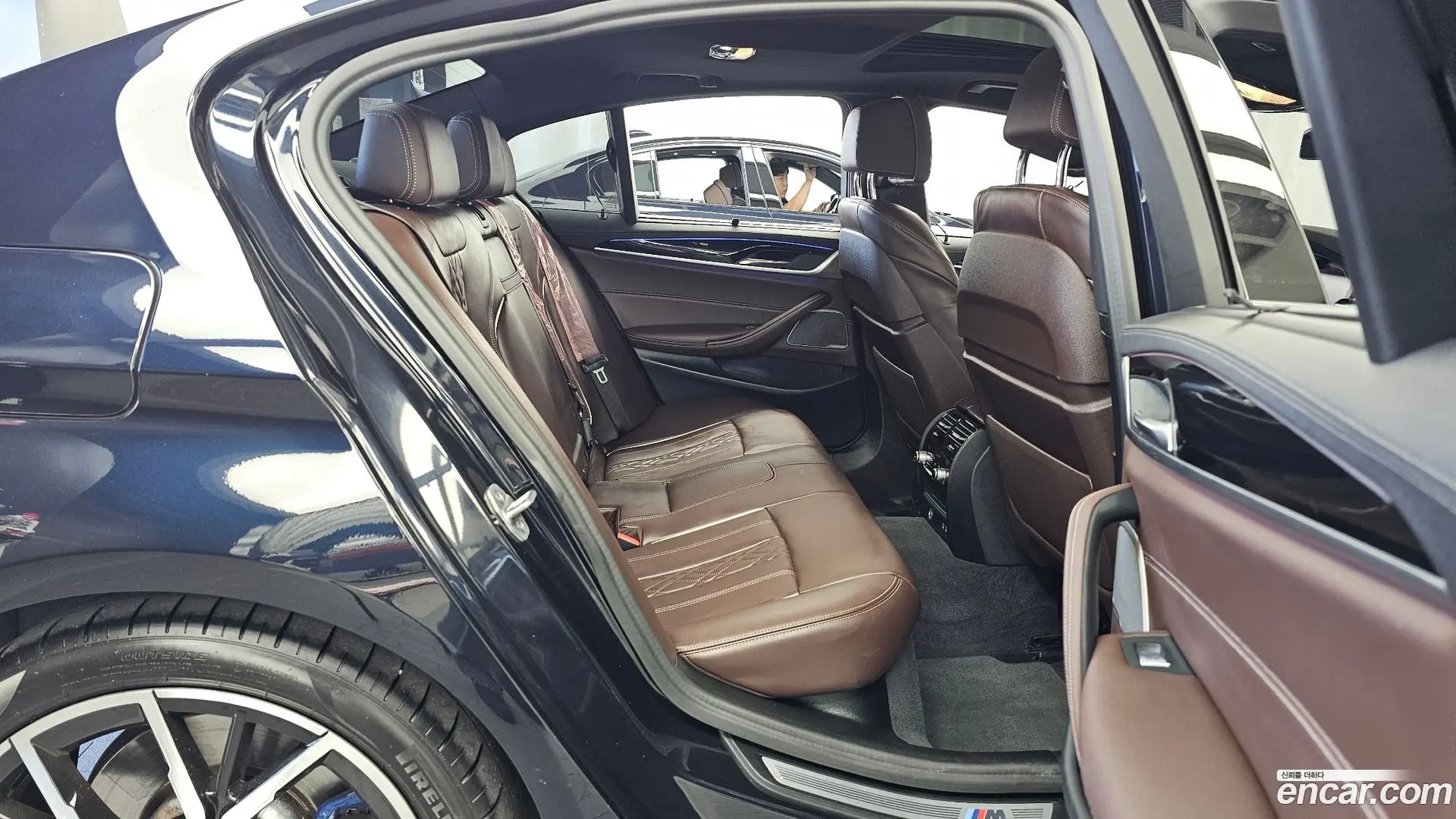 BMW 5-Series 530i M Sport Package 2020