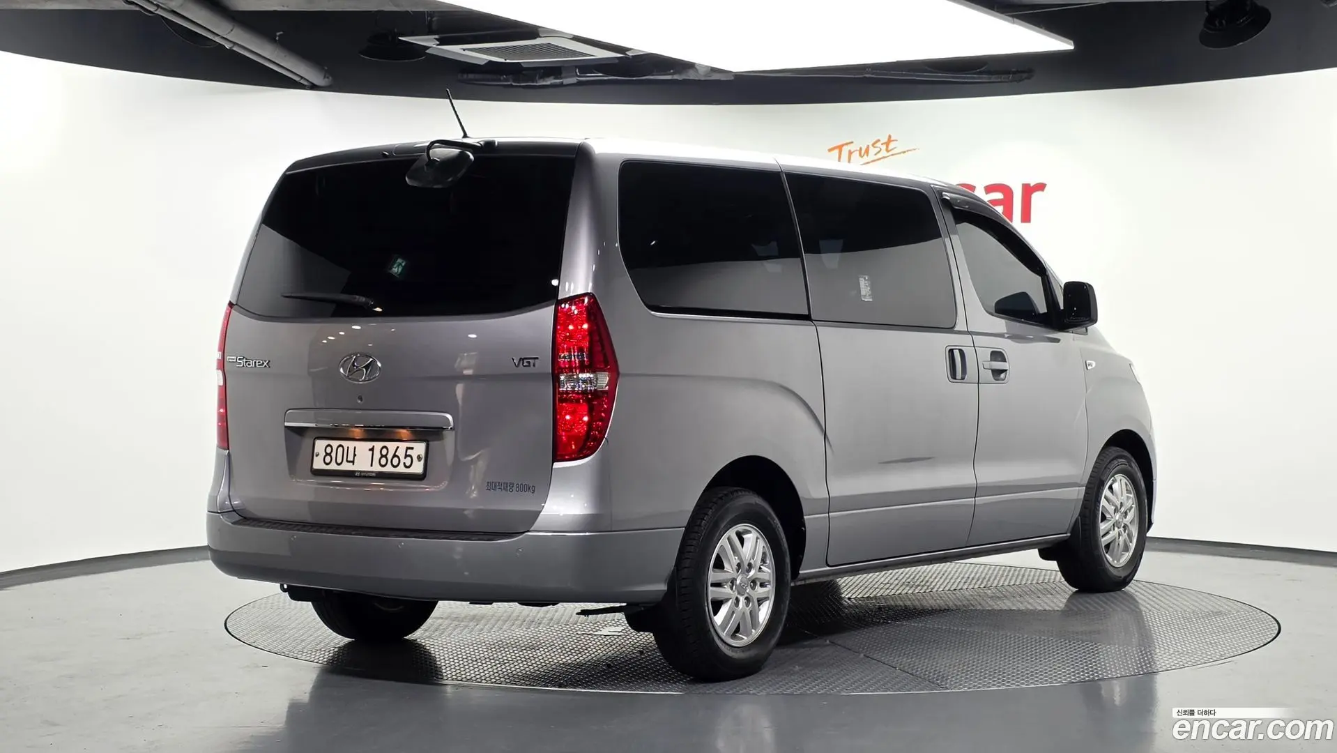 Hyundai Starex Van 3-Seater