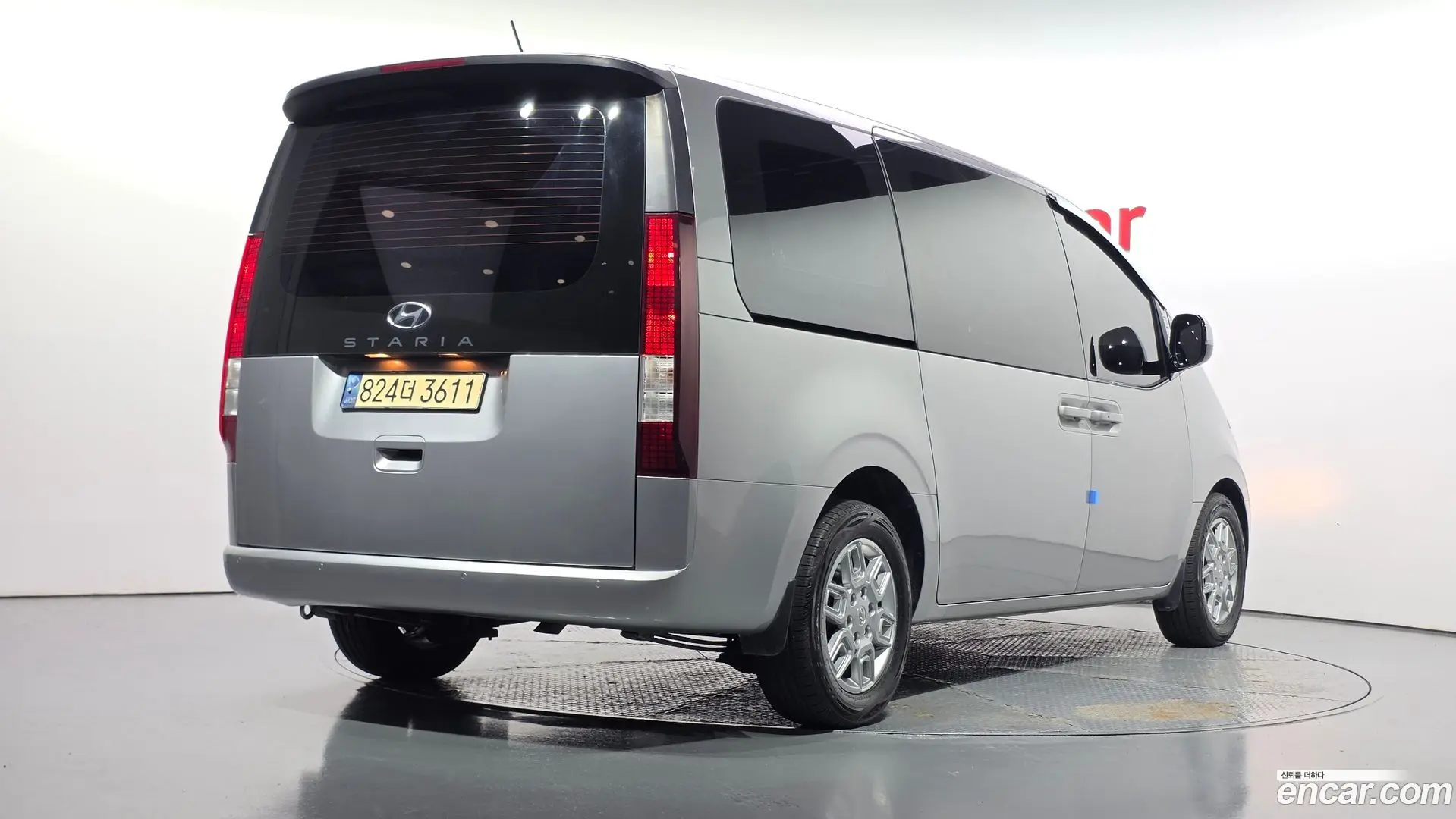 Hyundai Staria Cargo 5-Seater 2021