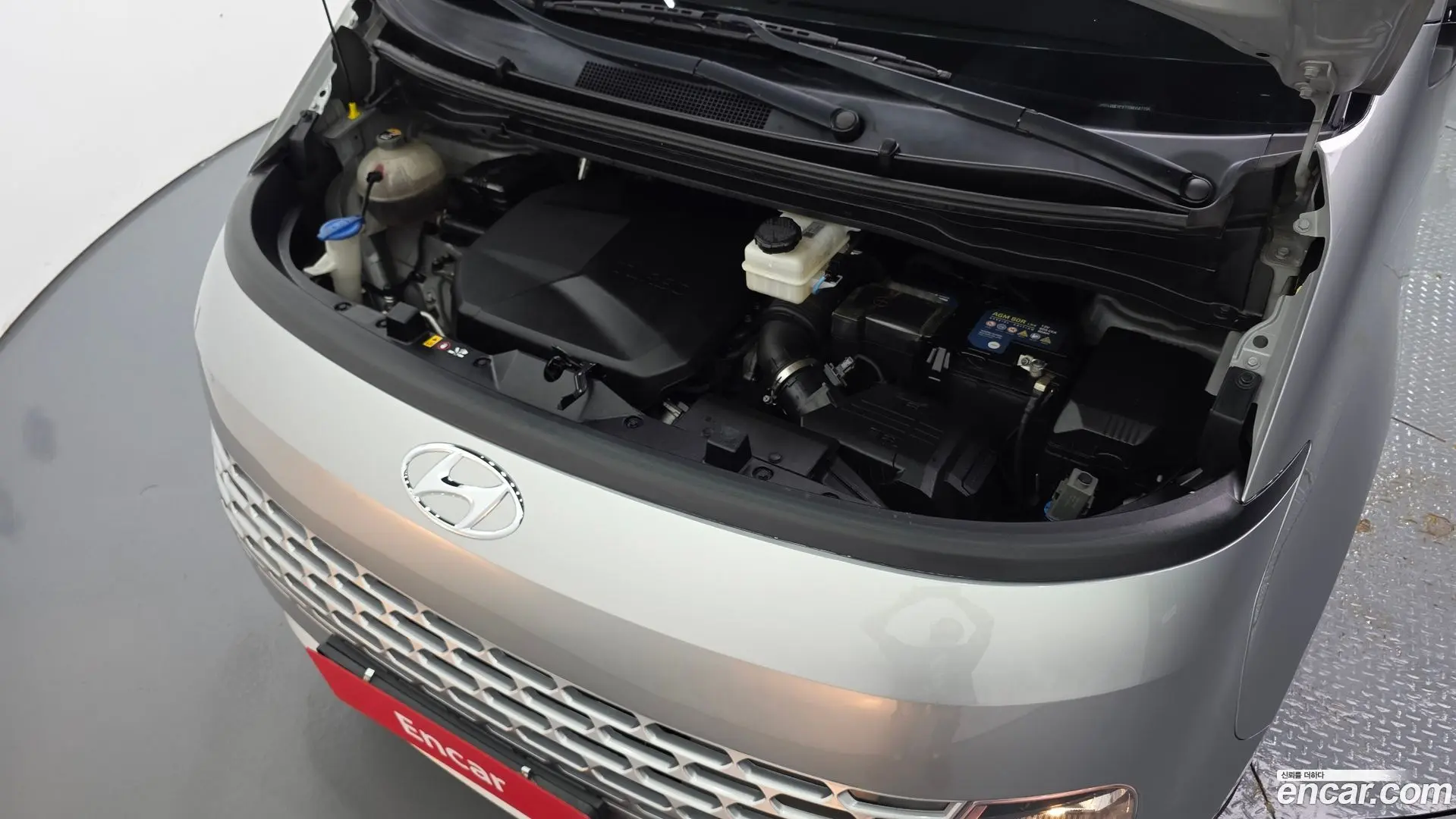 Hyundai Staria Cargo 5-Seater 2021