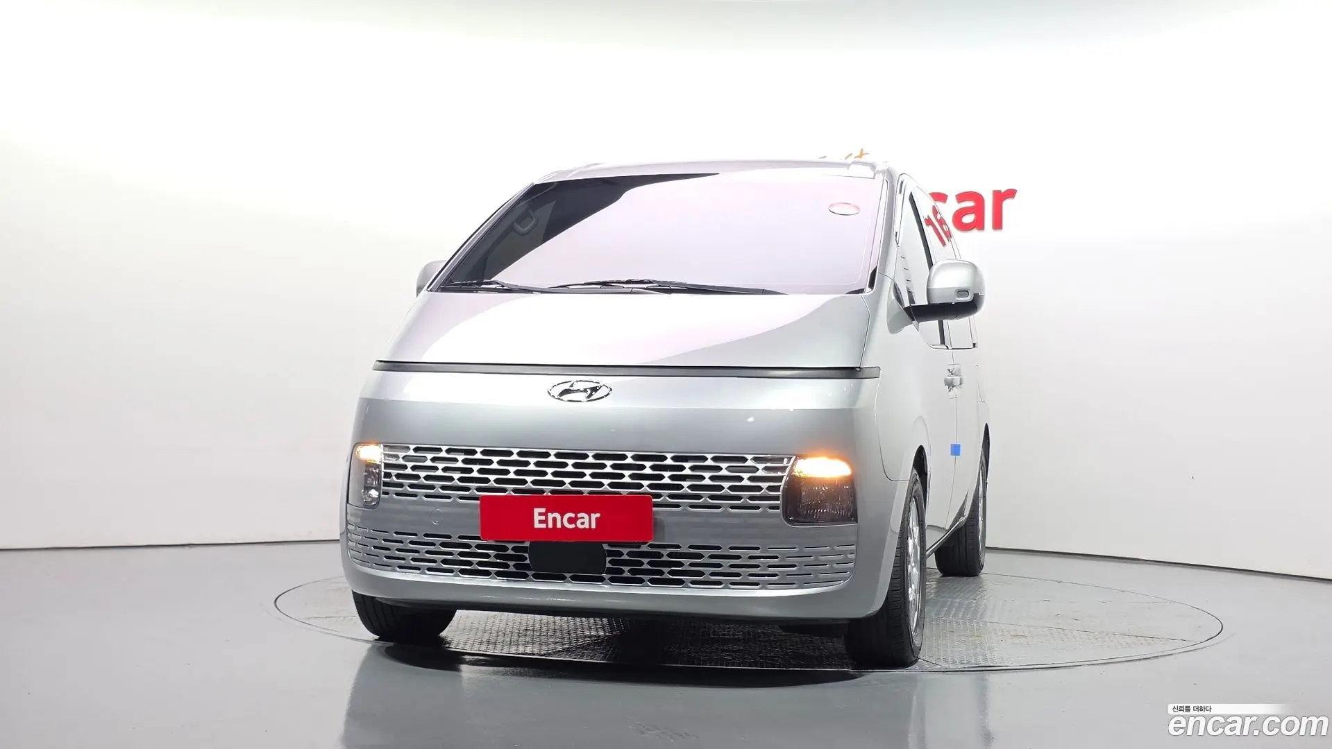 Hyundai Staria Cargo 5-Seater 2021