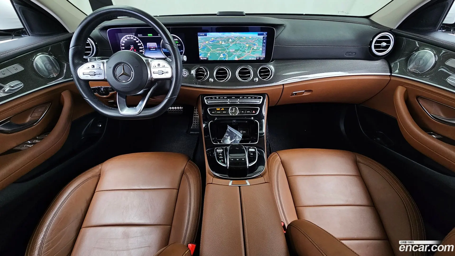 Mercedes-Benz E-Class E350 4MATIC AMG Line