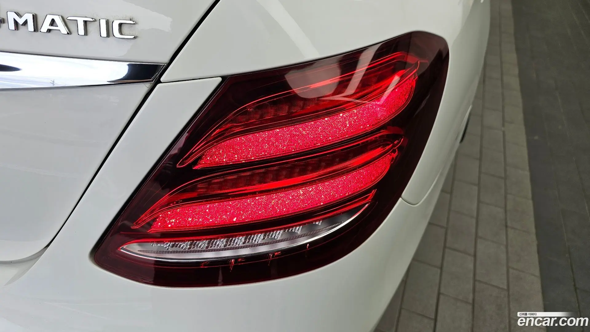 Mercedes-Benz E-Class E350 4MATIC AMG Line
