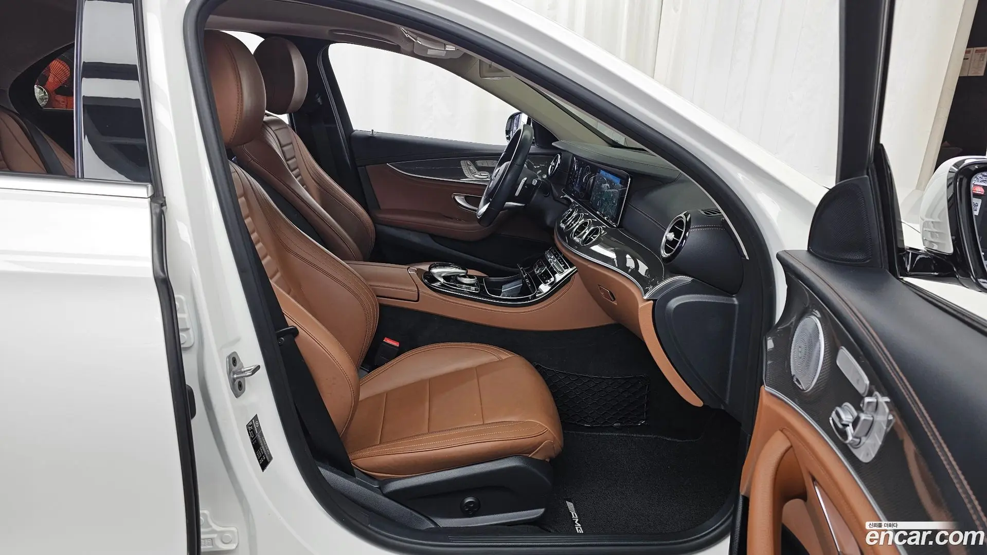 Mercedes-Benz E-Class E350 4MATIC AMG Line