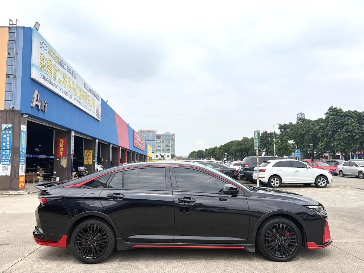 Dongfeng Aeolus Yixuan MAX 2022 1.5T Edge