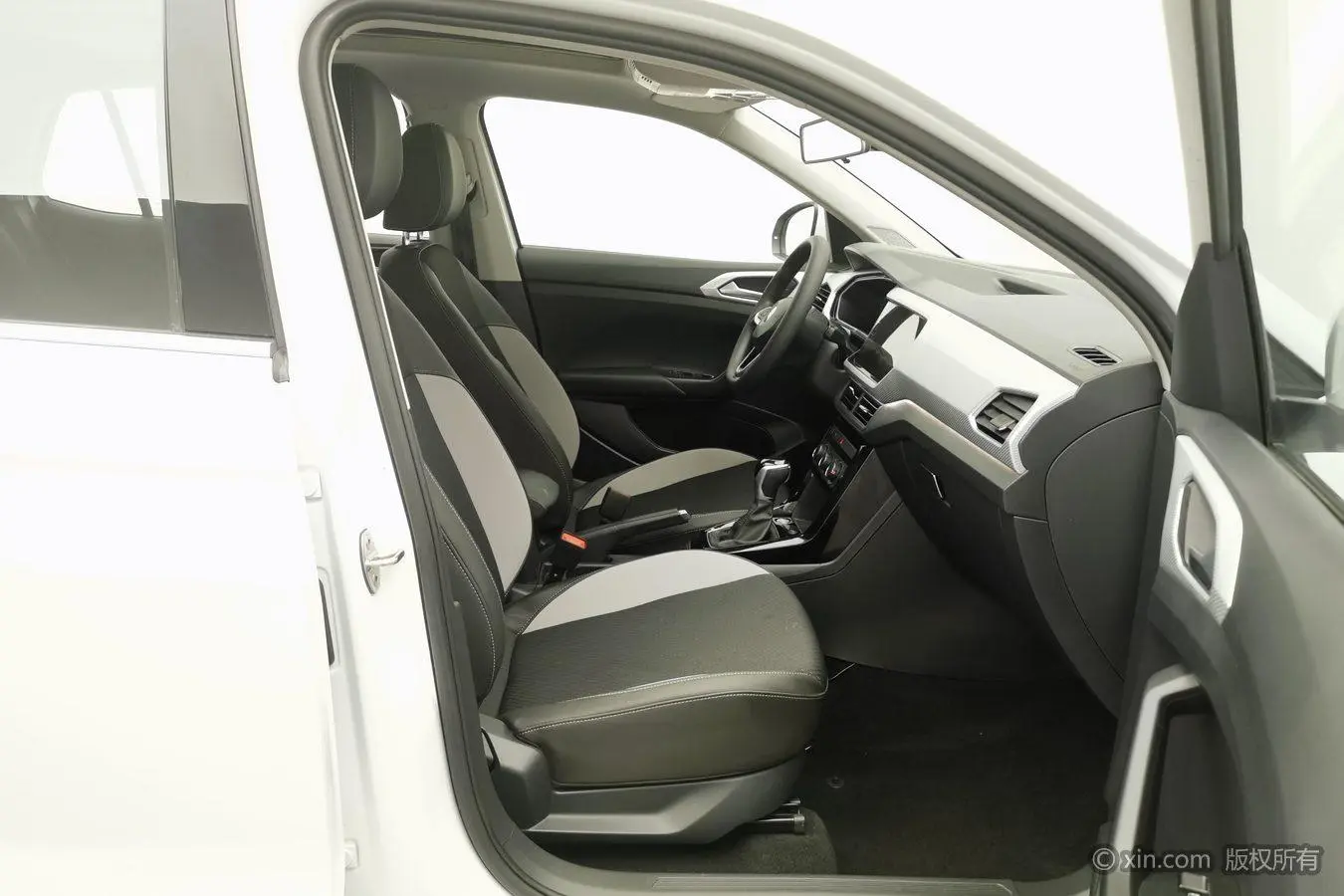 Volkswagen 2021 1.5L Auto Smart Connected