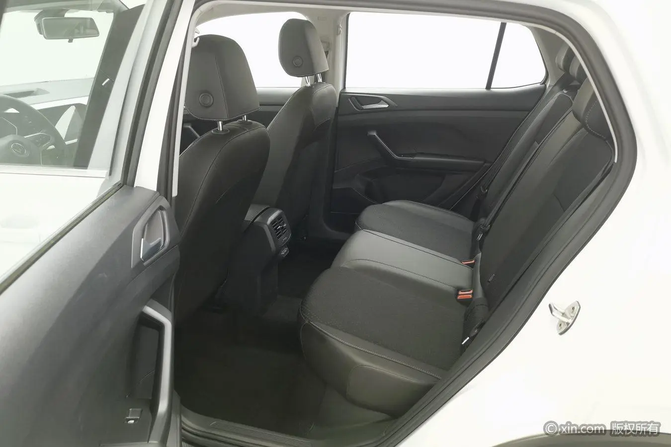 Volkswagen 2021 1.5L Auto Smart Connected