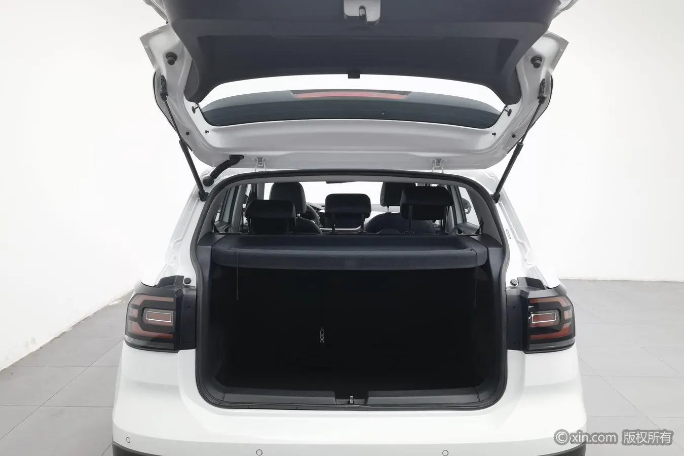 Volkswagen 2021 1.5L Auto Smart Connected