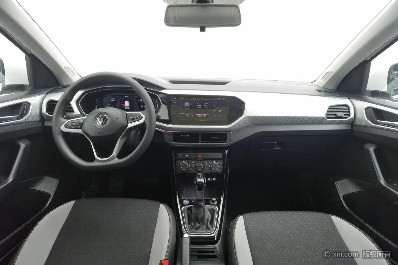 Volkswagen 2021 1.5L Auto Smart Connected
