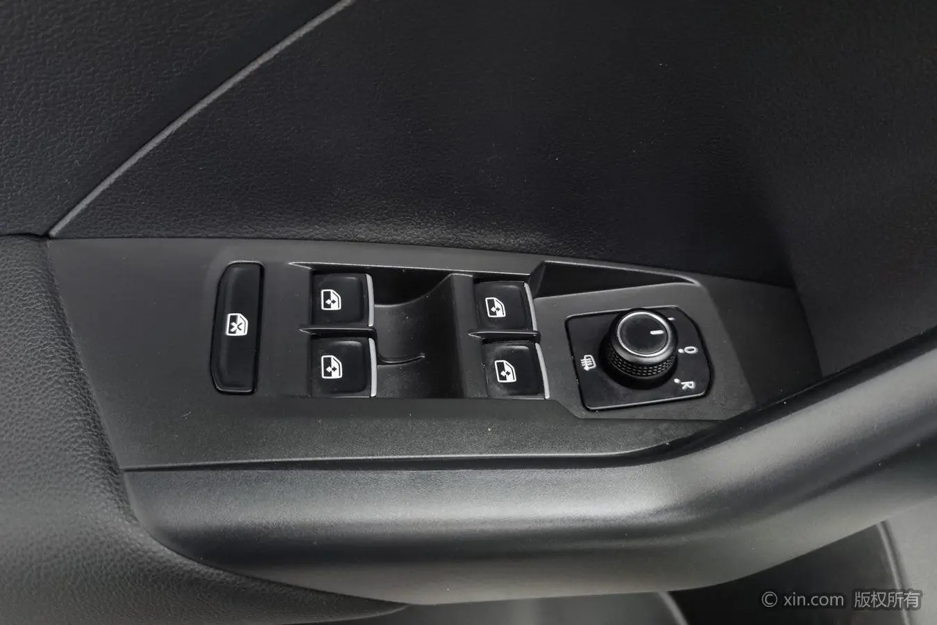 Volkswagen 2021 1.5L Auto Smart Connected