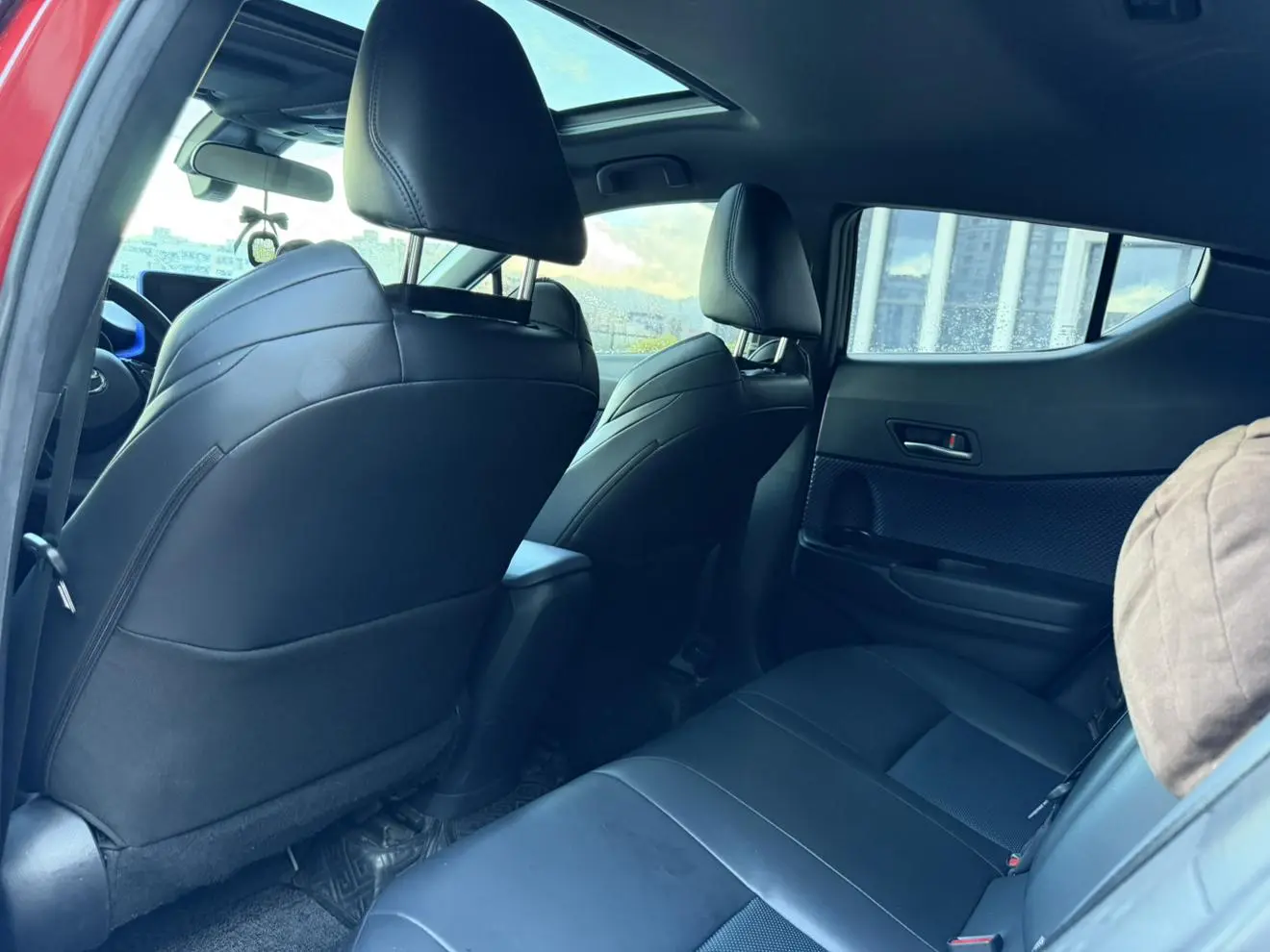 Toyota C-HR 2020 2.0L Leading
