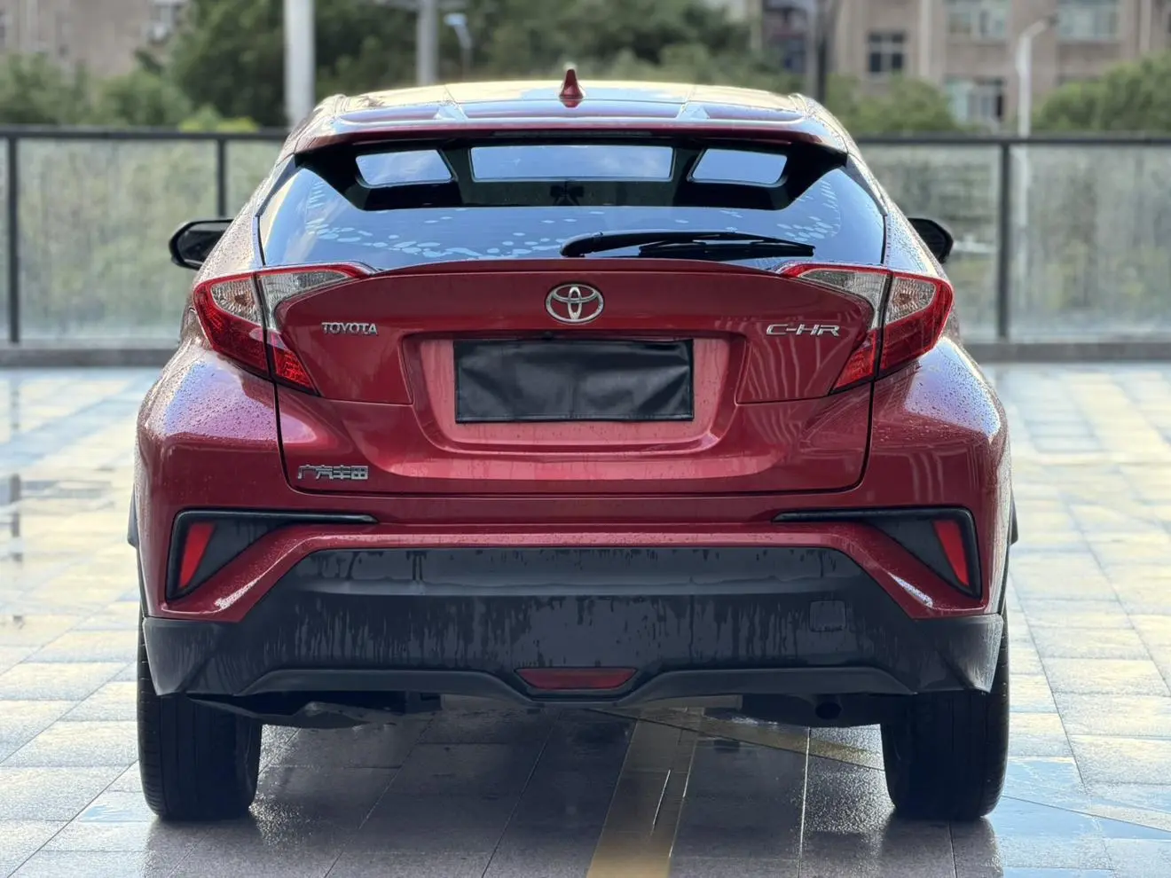 Toyota C-HR 2020 2.0L Leading