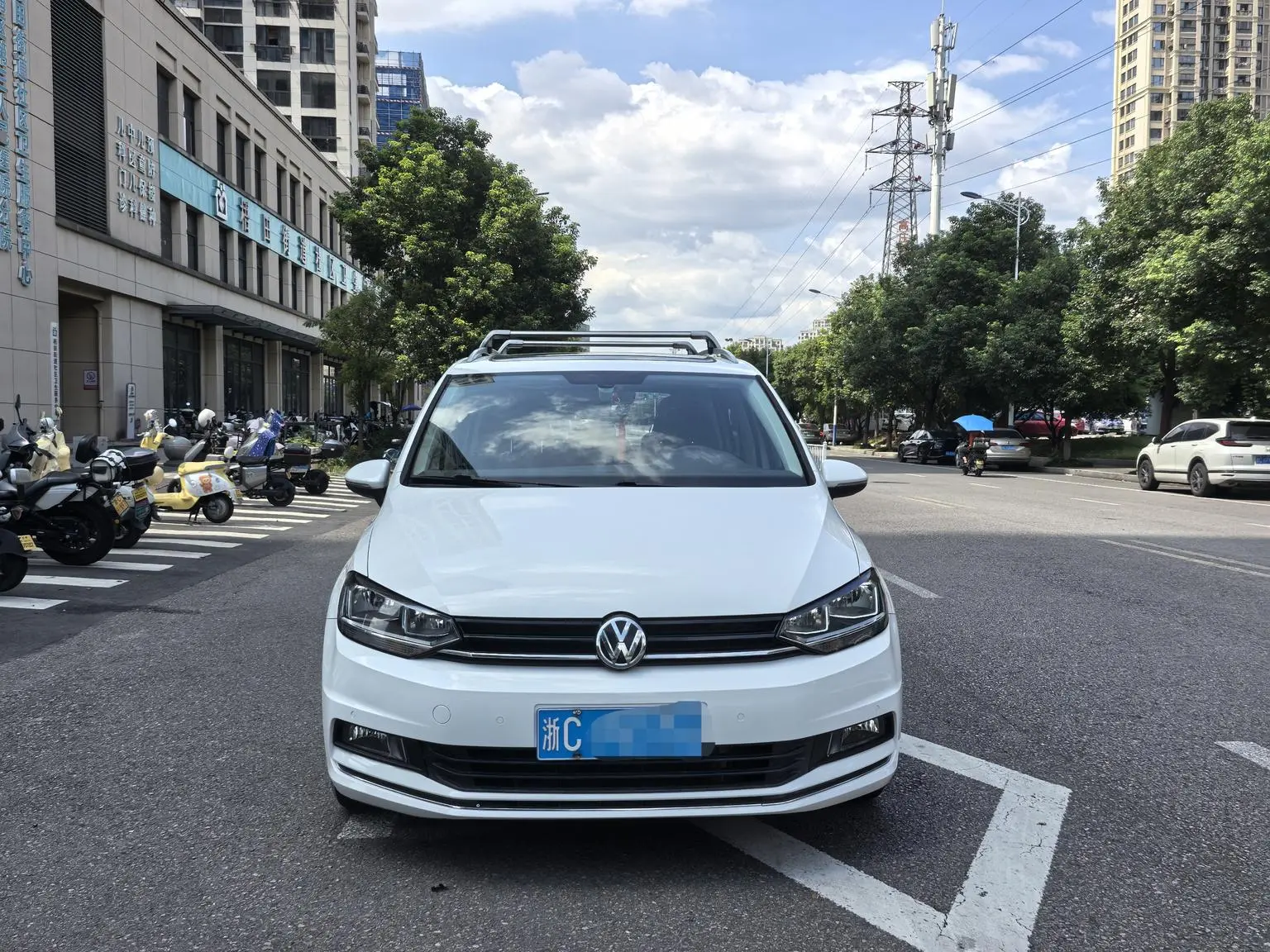 Volkswagen Touran L 2018 280TSI Auto Comfort 7 seat China V