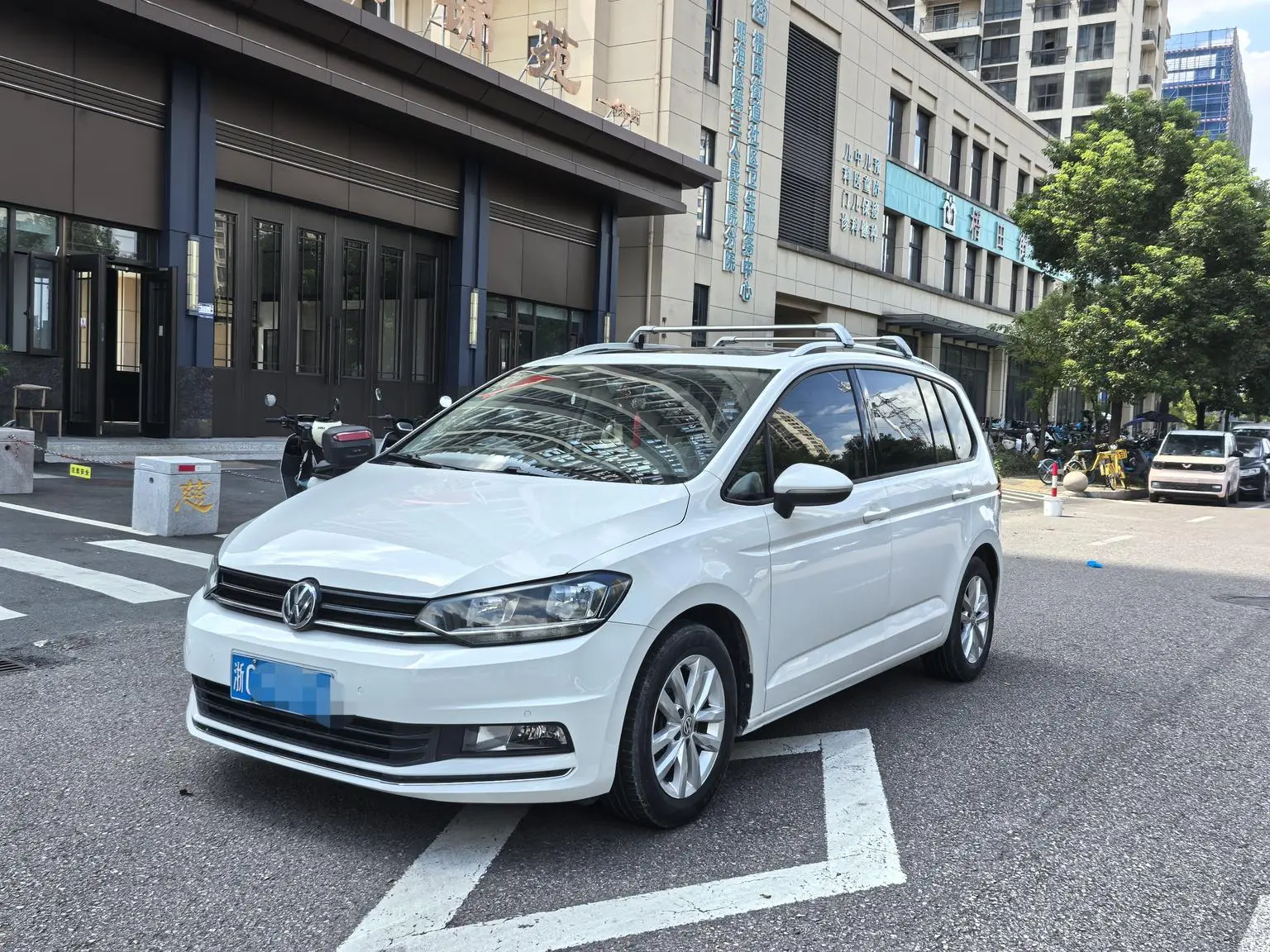 Volkswagen Touran L 2018 280TSI Auto Comfort 7 seat China V