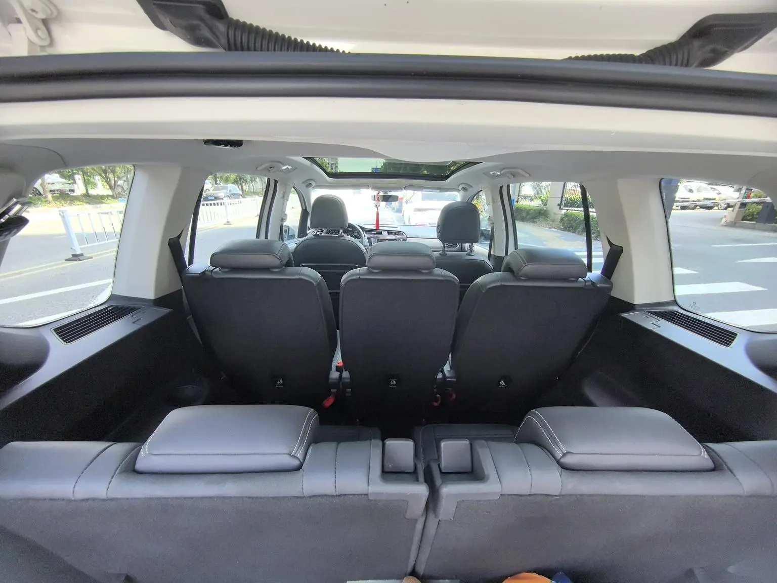 Volkswagen Touran L 2018 280TSI Auto Comfort 7 seat China V