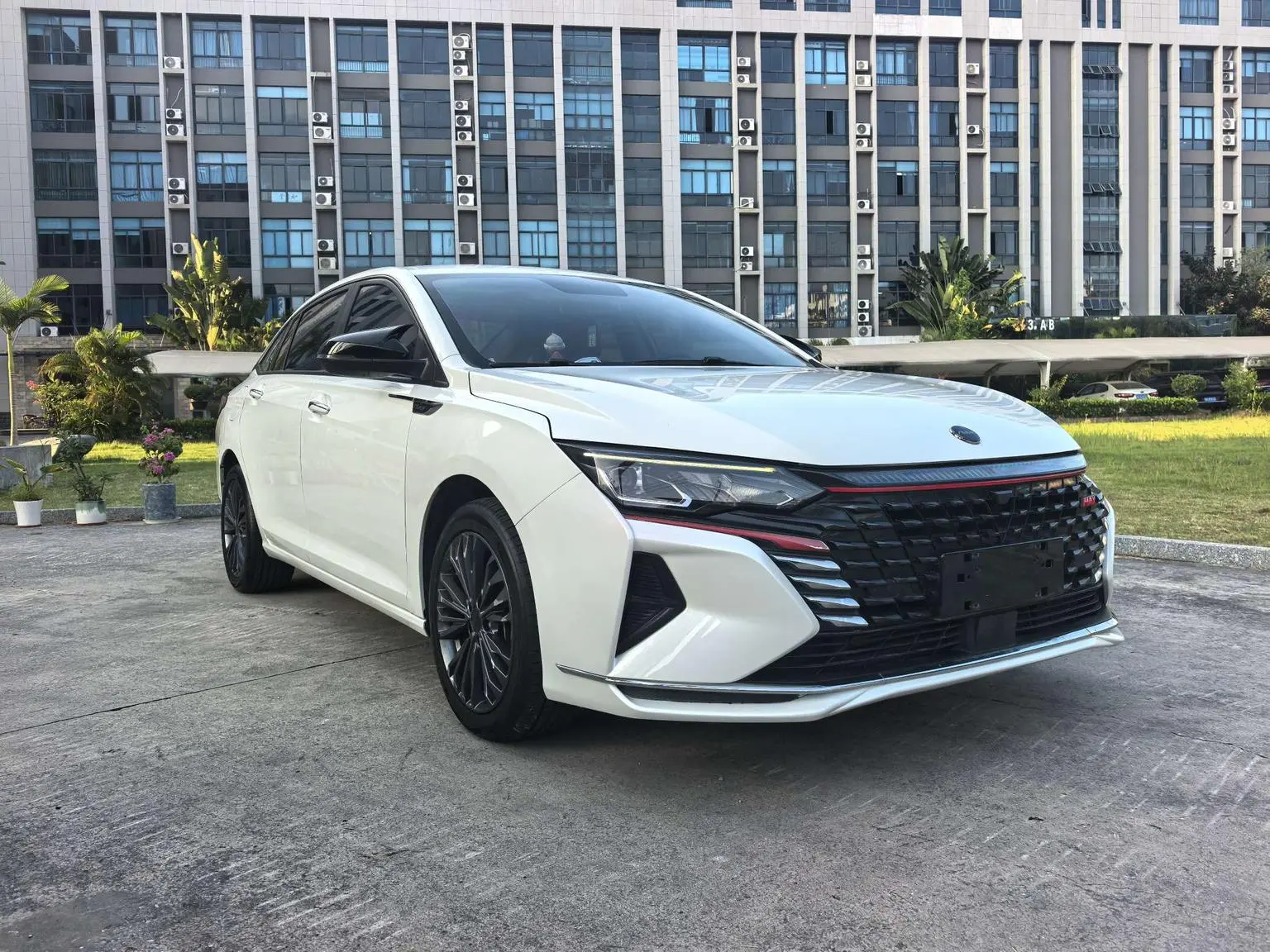 Dongfeng Aeolus Yixuan MAX 2021 1.5T