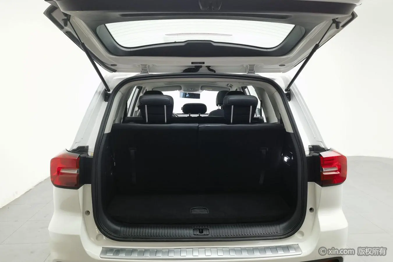 Roewe RX8 2019 30T 2WD Flagship
