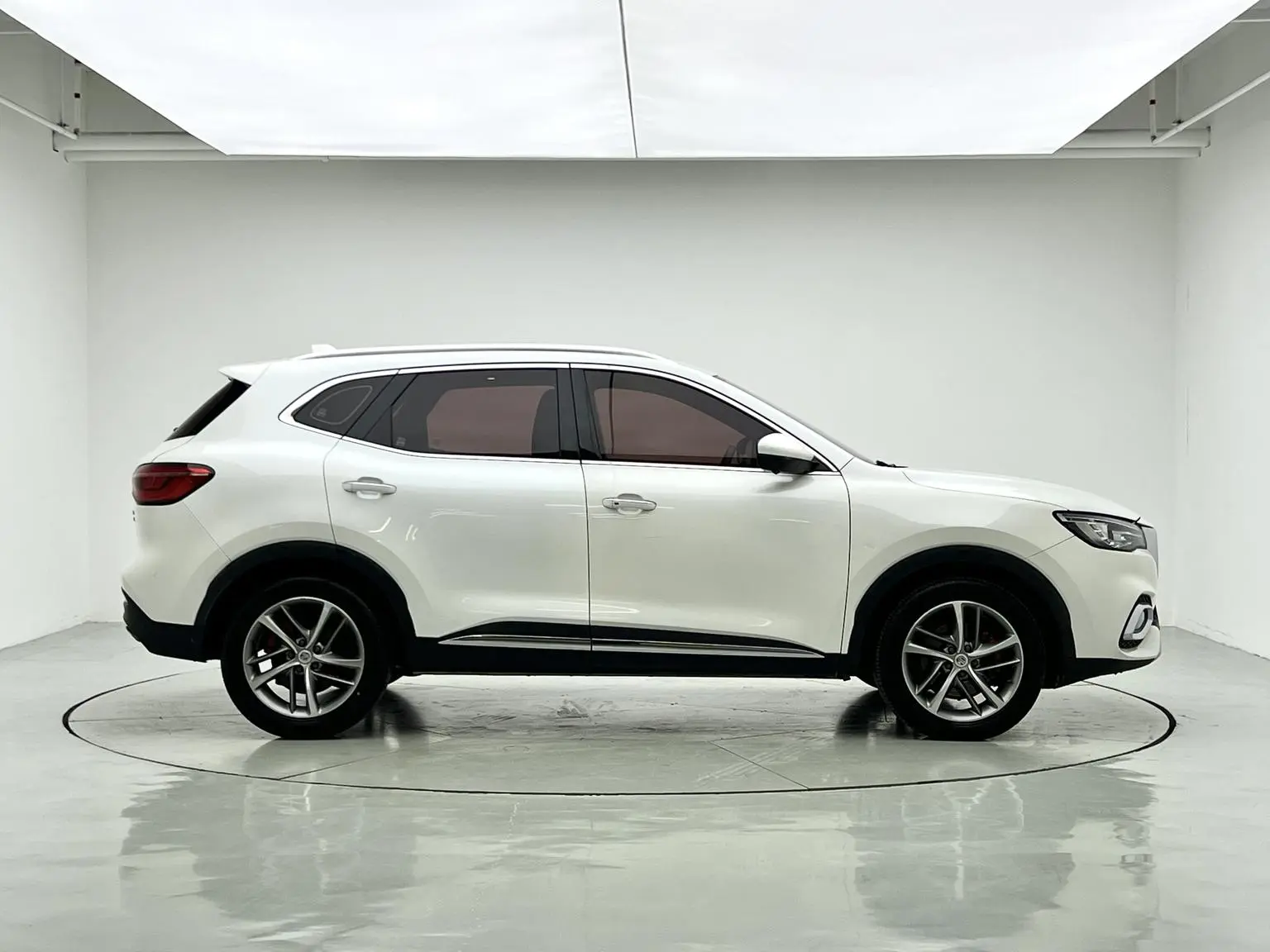MG HS 2019 30T Auto 2WD Trophy China VI