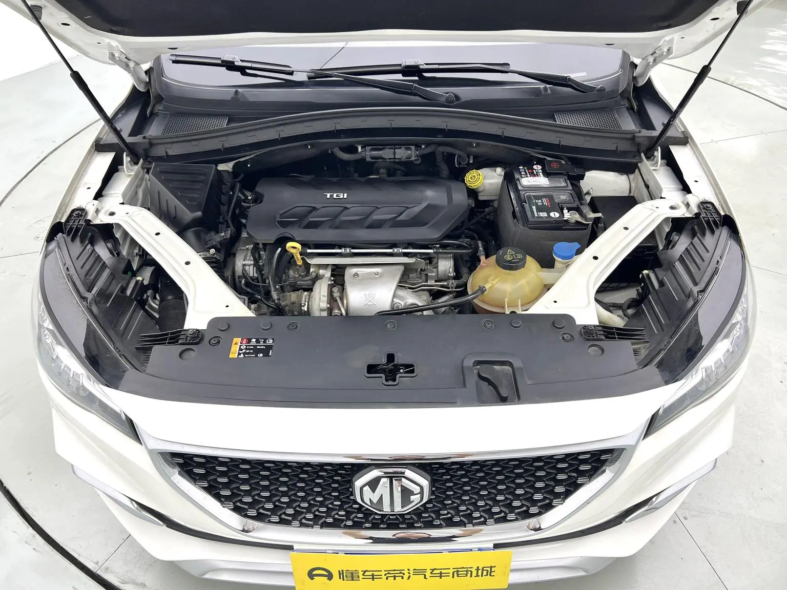 MG HS 2019 30T Auto 2WD Trophy China VI