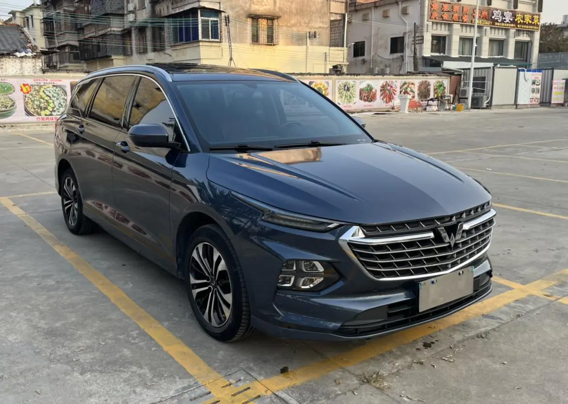 Wuling Victory Victory 2020 1.5T CVT Flagship