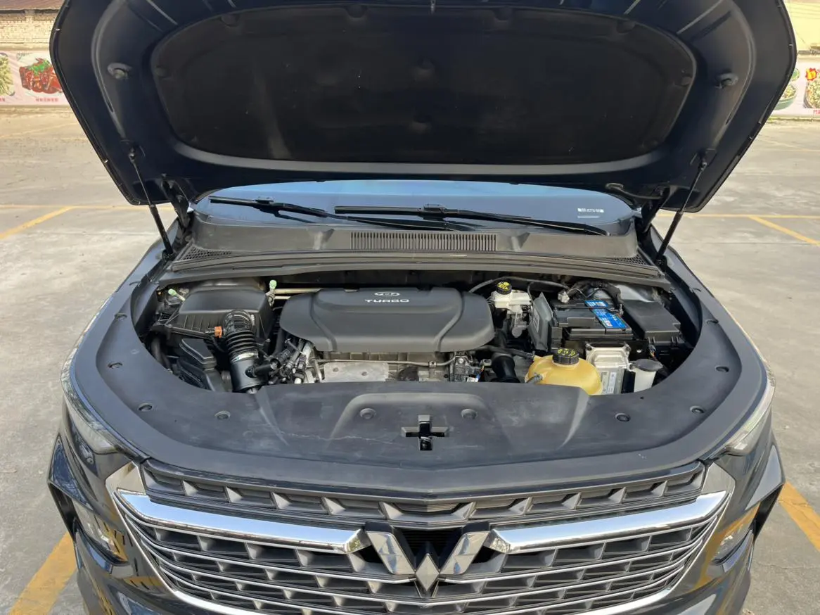 Wuling Victory Victory 2020 1.5T CVT Flagship