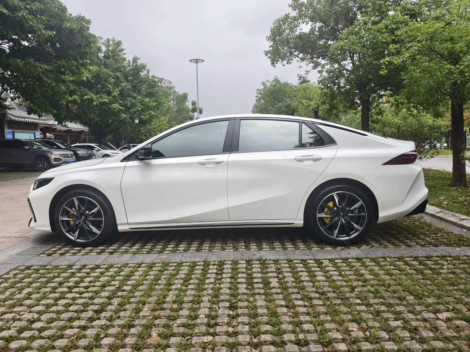 GAC Trumpchi Empow 2023 270T DCT J15