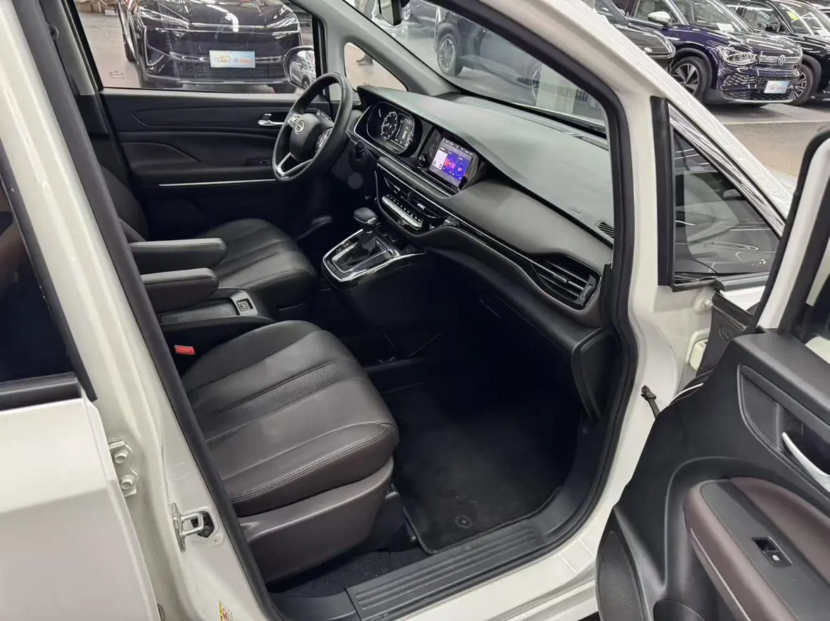 GAC Trumpchi Trumpchi M6 2019 270T Auto Premium Plus 7 seat China VI