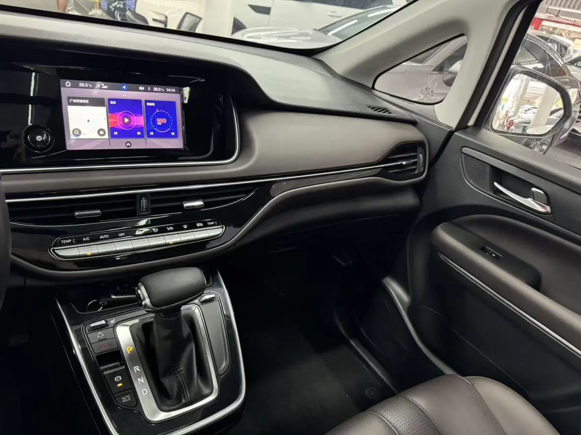 GAC Trumpchi Trumpchi M6 2019 270T Auto Premium Plus 7 seat China VI
