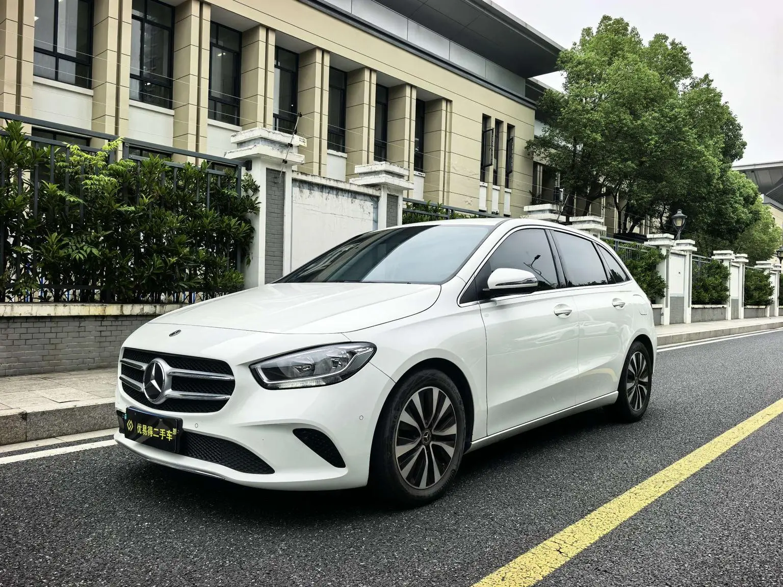 Mercedes-Benz B Class 2022 B 180 Fashion