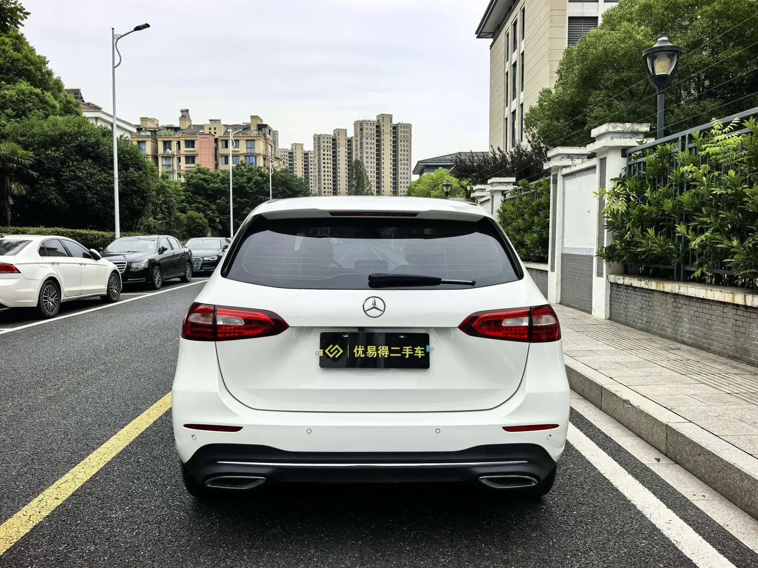 Mercedes-Benz B Class 2022 B 180 Fashion