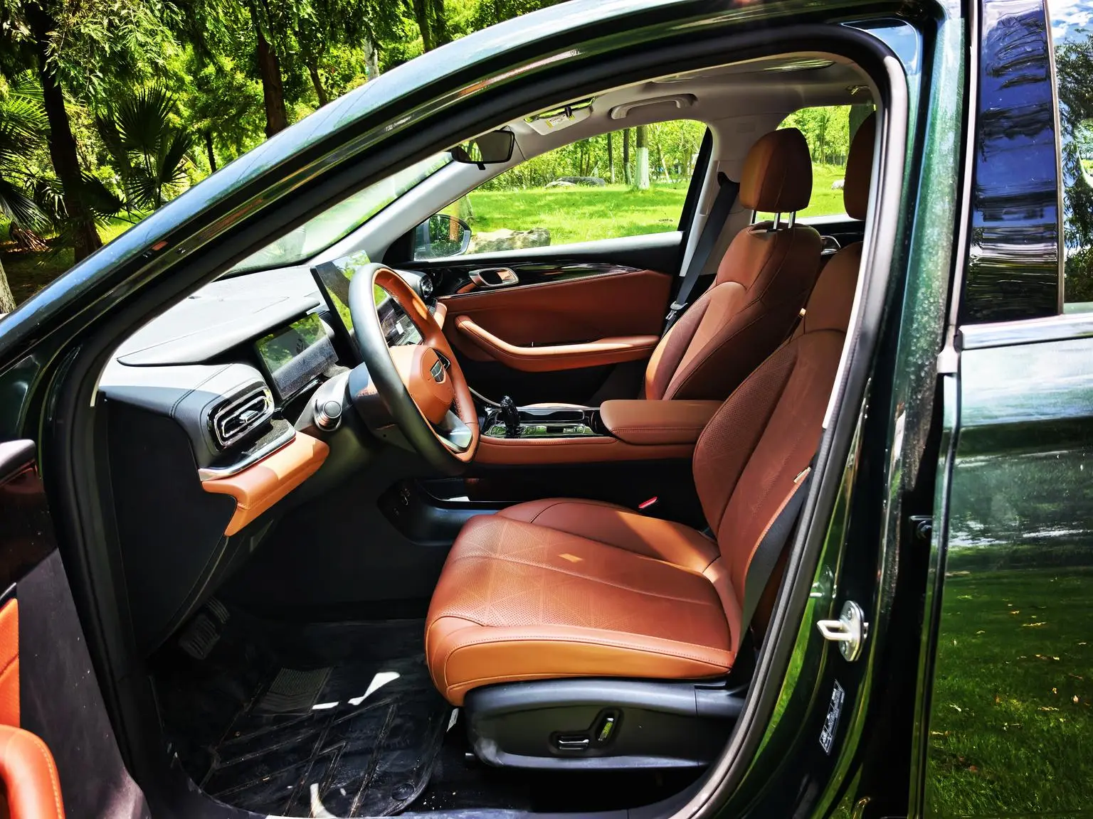Geely Emgrand 2026 5 1.5T DCT Flagship