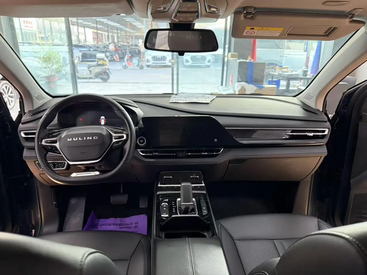 Wuling Victory Victory 2020 1.5T CVT Flagship
